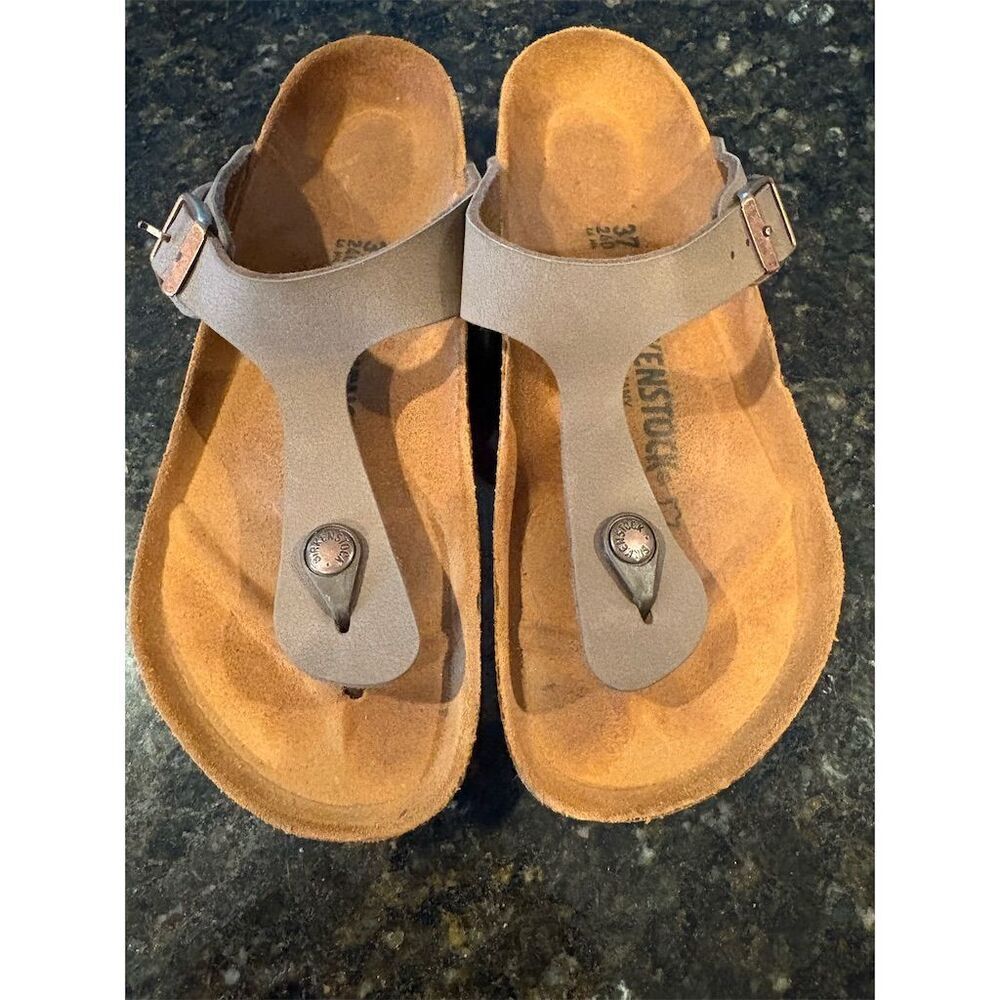 Birkenstock Gizeh Women's Thong Sandals Brown Size 6 Casual Summer